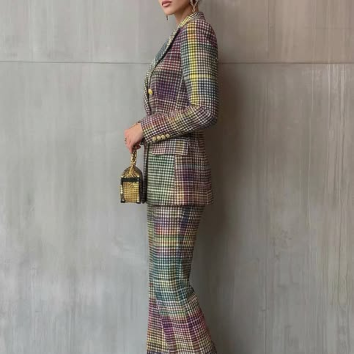 Vera Statement Plaid Suit