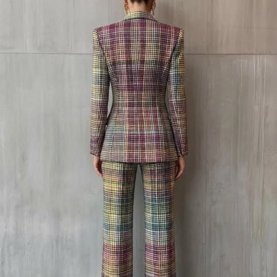 Vera Statement Plaid Suit